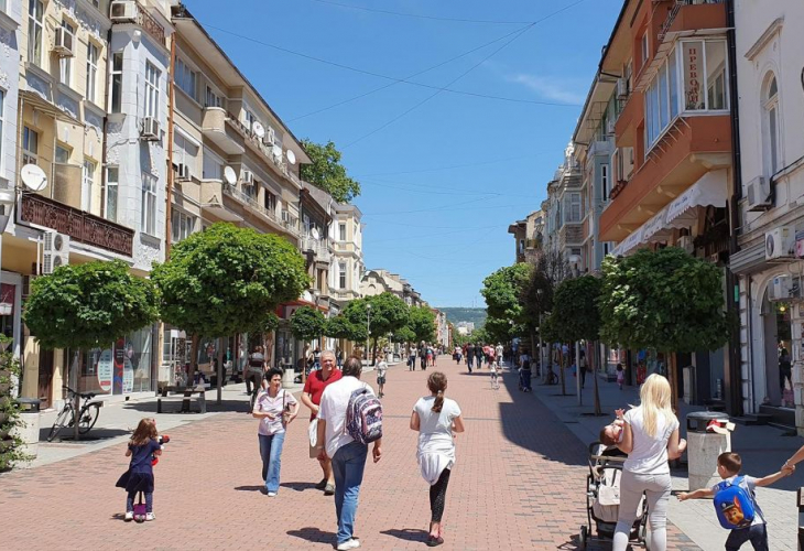 Българите, върнали се от чужбина, масово отиват в този град