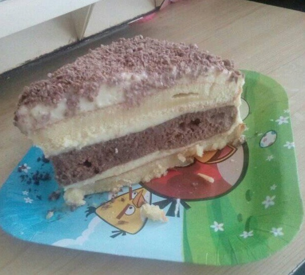 Домашна торта-любима на цялото семейство. Вижте рецептата в първия коментар