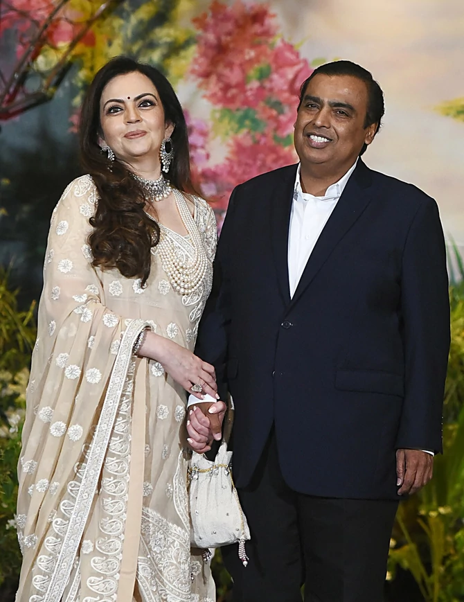 най-богатата индийка