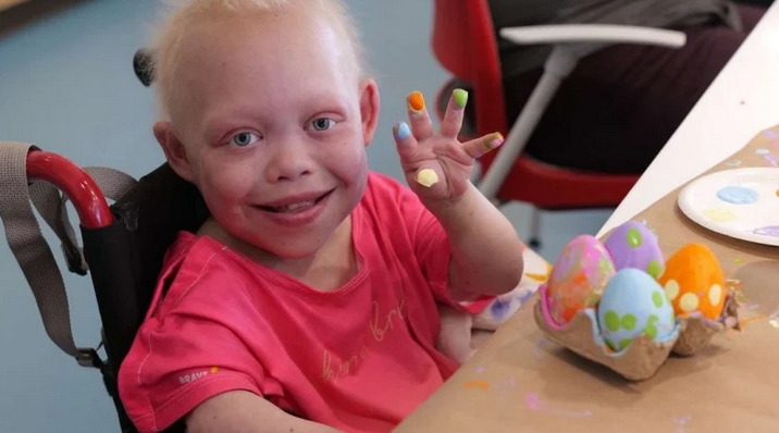 Почина 10-годишната Бела, която има над 7 млн. последователи в ТикТок