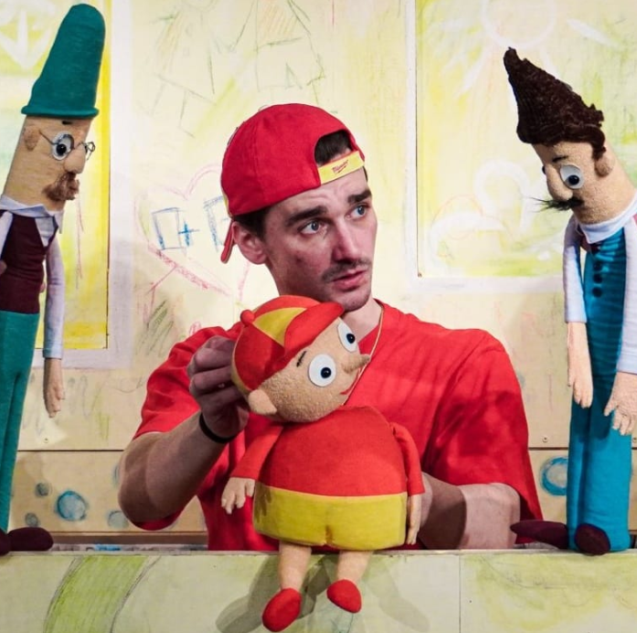 Тъжна вест: Само на 25г. издъхна внезапно актьора Димо Савов