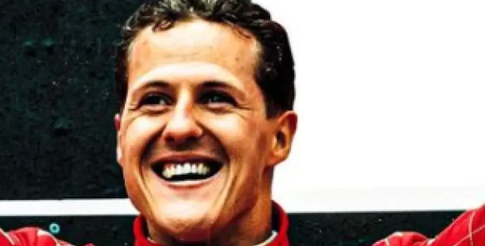 За първи път от десет години Михаел Шумахер се появи публично /СНИМКИ/