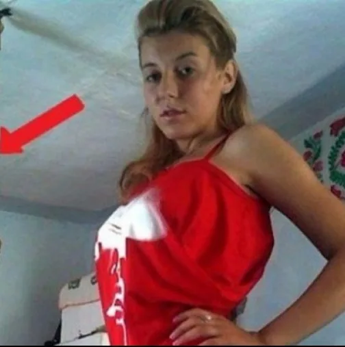 Цял свят й се смее! Как не забеляза, какво е уловила камерата