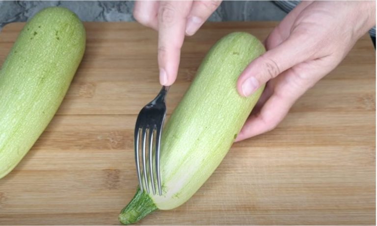 тиквички с вилица