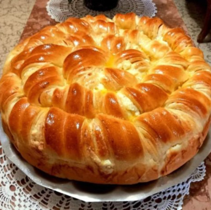 Тутманик с хрупкава коричка - не рецепта, а пухкав разкош! Жива и здрава да е читателката ни Валя за рецептата