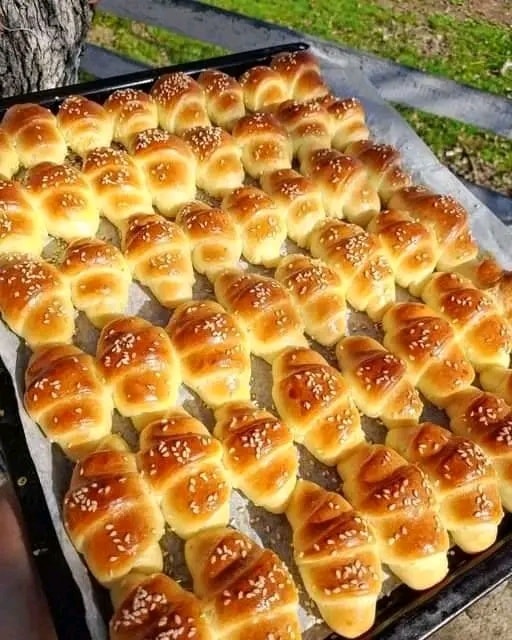 Как да приготвите пухкави кифлички с мармалад. Вижте рецептата в първи коментар