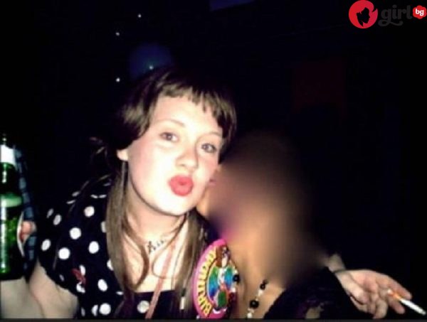 Адел в началото