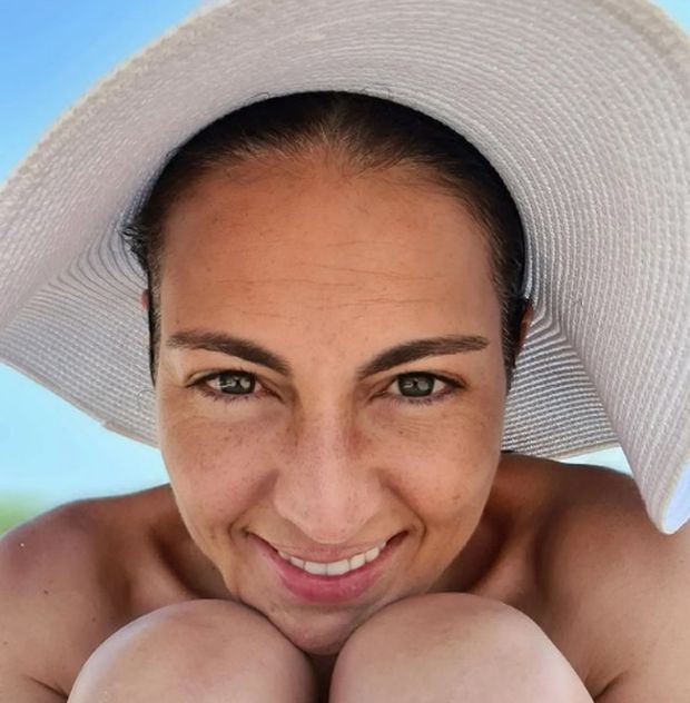 София Лорен ряпа да яде! Вижте Деси Стоянова преди 20 години СНИМКИ