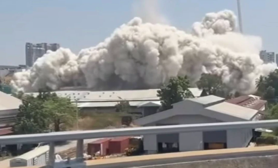 Апокалипсис в Азия след мегатруса: Земята се разцепи, срути се небостъргач ВИДЕО и СНИМКИ 18+