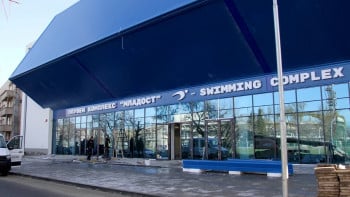 Броени дни до откриването на новия басейн "Младост": Срещу 23.5 млн. Пловдив се нареди сред плувните столици