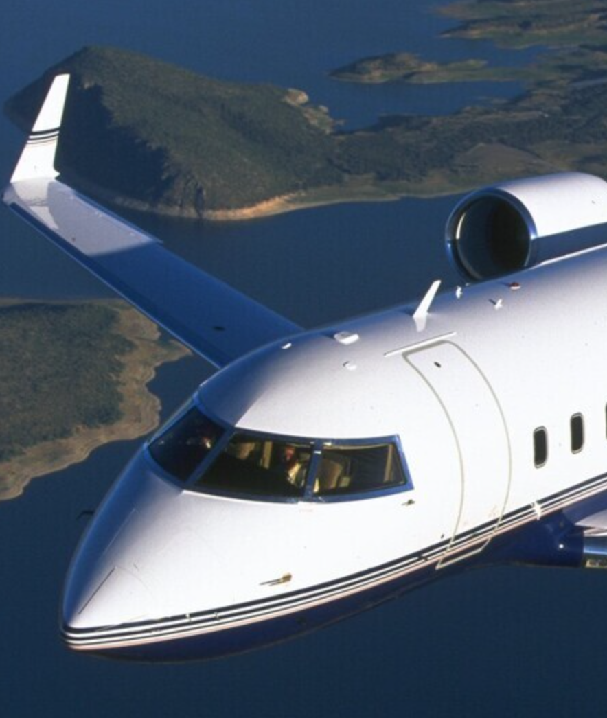 Извънредно: Самолет с десетки пътници на борда изчезна от радарите, случи се е най-лошото