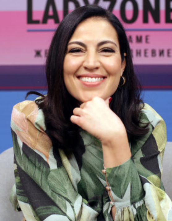 Нее! Деси Стоянова се оказа дъщеря на наш много голям големец