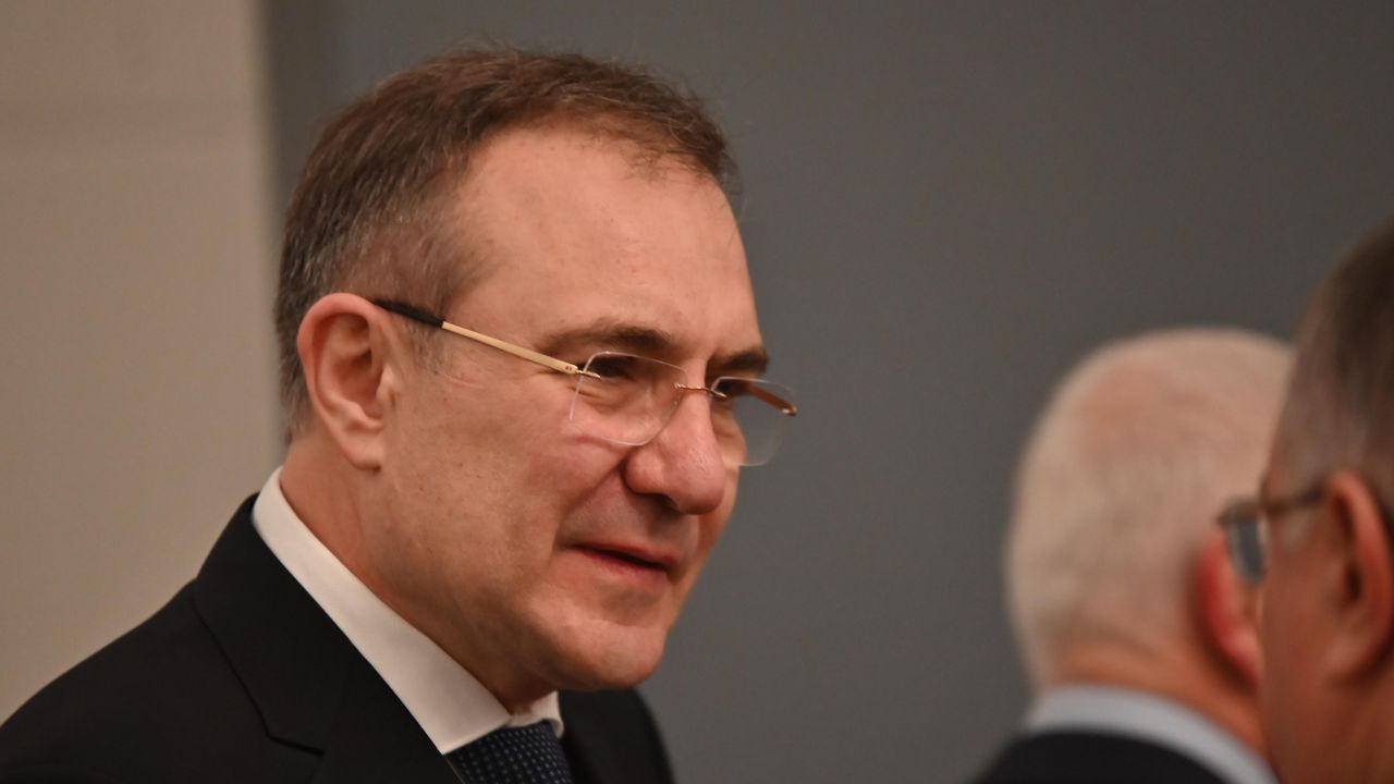 Извънредно! Българските пенсионери онемяха от новината! Правителството обяви: Всеки пенсионер за Великден ще…