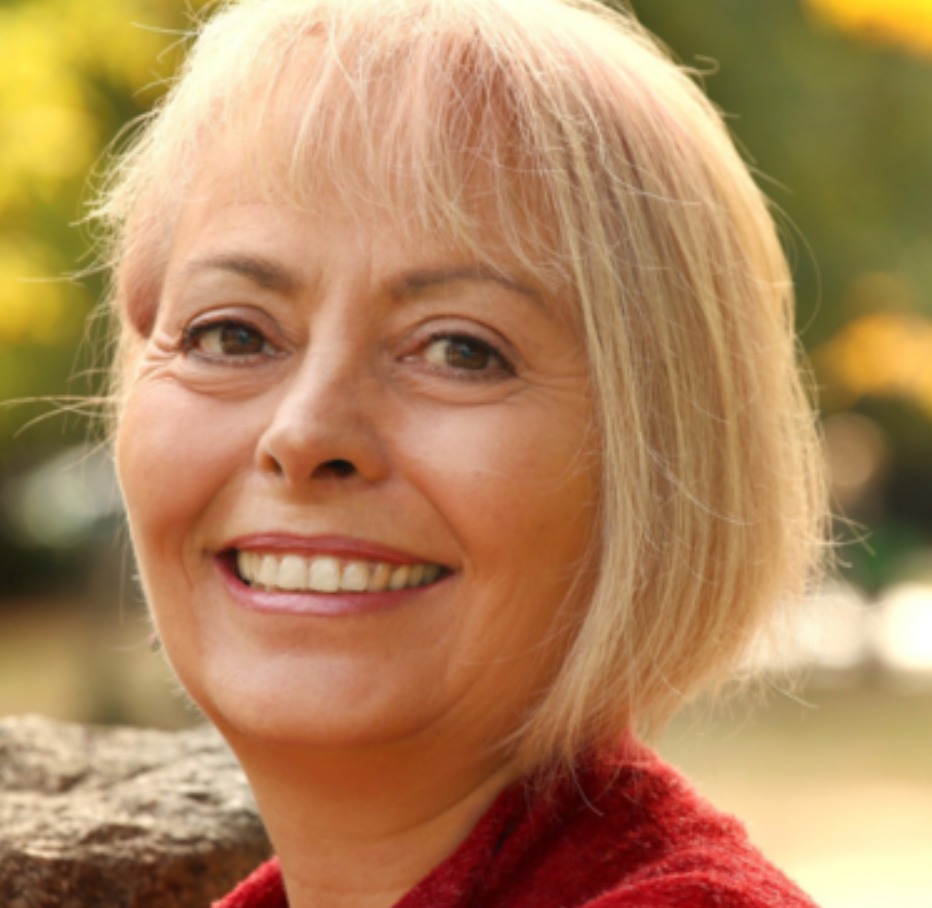 Почина Албена Раленкова