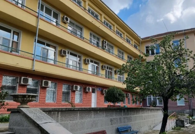 Стана ясна причината за смъртта на детето, издъхнало пред очите на майка си в Димитровград 