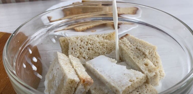 хляб в мляко