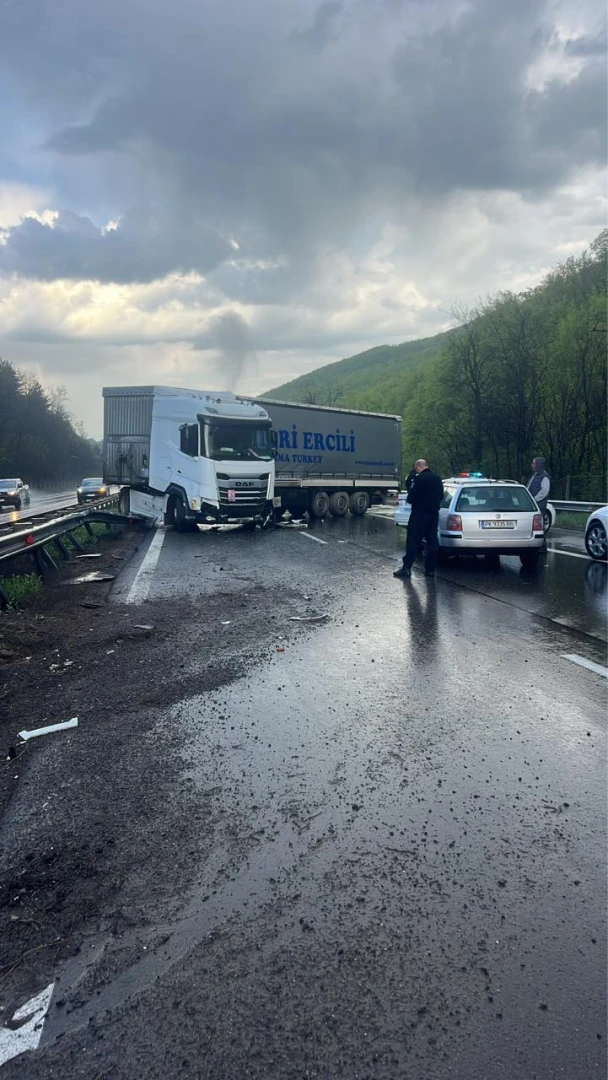 Извънредна адска катастрофа с камион на АМ 'Тракия', мазало е!