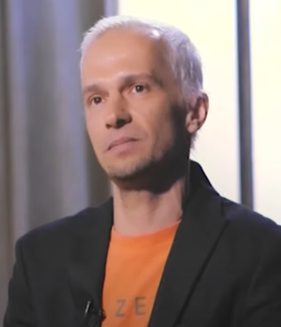 Лоши новини сполетяха водещия на тотото Деян Славчев-Део