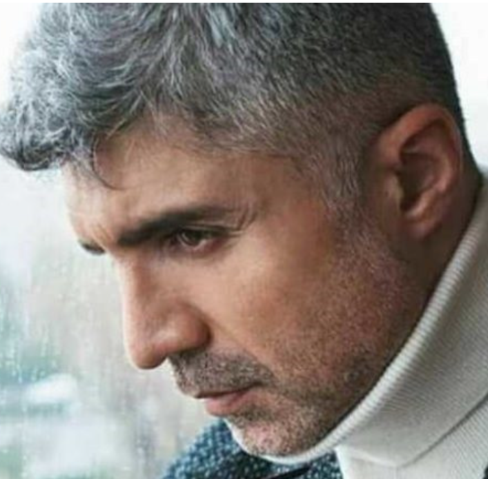 ВСИЧКИ Медии в Турция Предават Едновременно