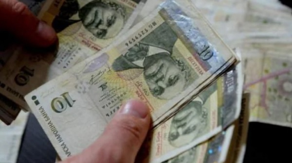 Сметките за ток – с две нови цени: какво означава това за потребителите