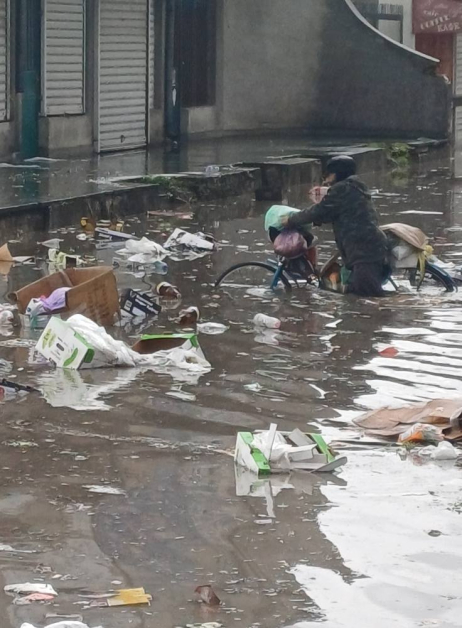 Разруха във наш голям град! Апокалиптични СНИМКИ от стихията