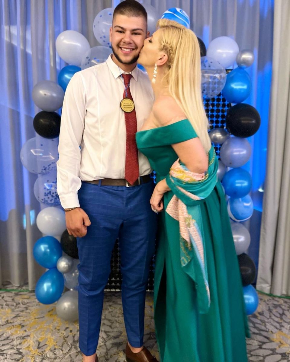 Нелина абитуриент