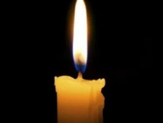 Трагедията се повтори! Известен певец почина по време на концерт