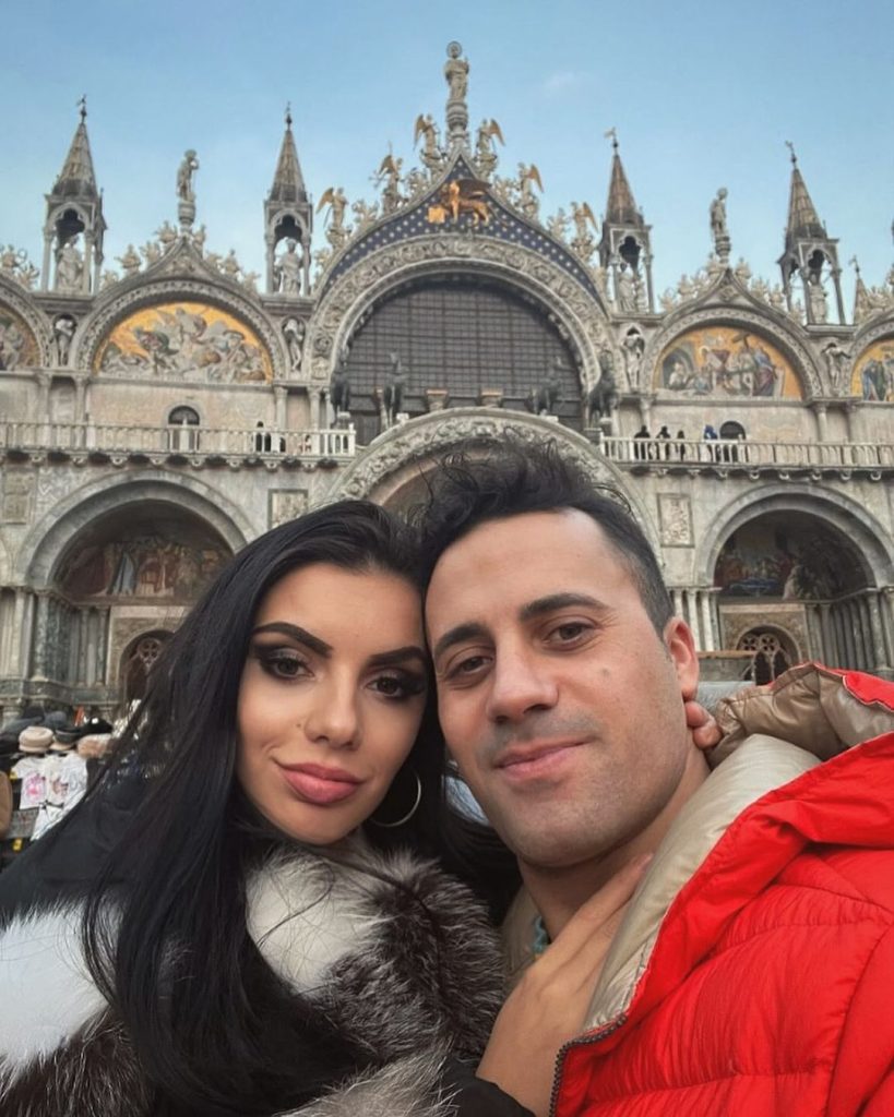 Цветомира от Hell's Kitchen смени визията, показа се с новото си гадже.