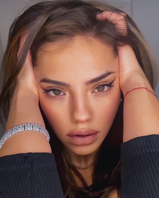 Дара с трудно признание пред Мон Дьо: Години наред живея с диагноза!