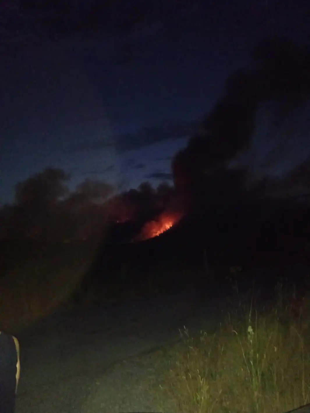 Извънредно! Първи жертви на пожара в Трънско