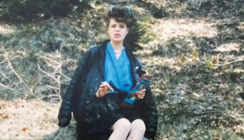 Мира Добрева млада