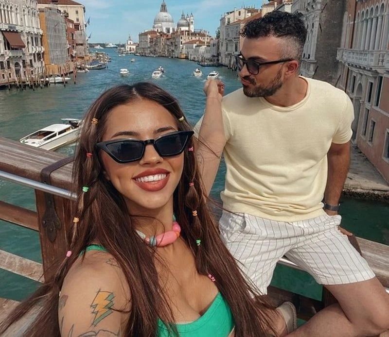 Каква красива двойка! Дара публикува първи снимки от сватбата - вижте каква шармантна булка е