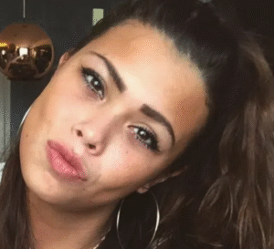 Майката на 18-годишна манекенка, загинала след бурна вечер с бизнесмен и съпругата му: Казват, че е от…