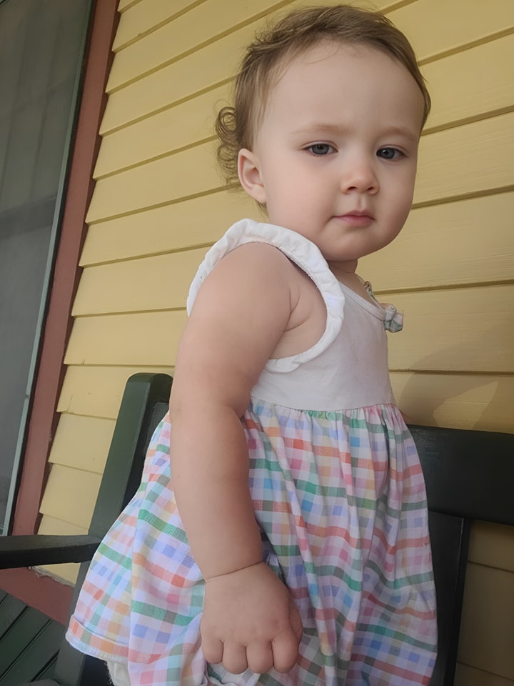 С дълбока тъга споделям с вас новината, че 2-годишната ни дъщеря с ангелско личице е вече на небето…