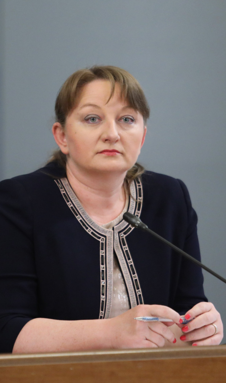 Деница Сачева с извънредни новини за всички пенсионери, тя..