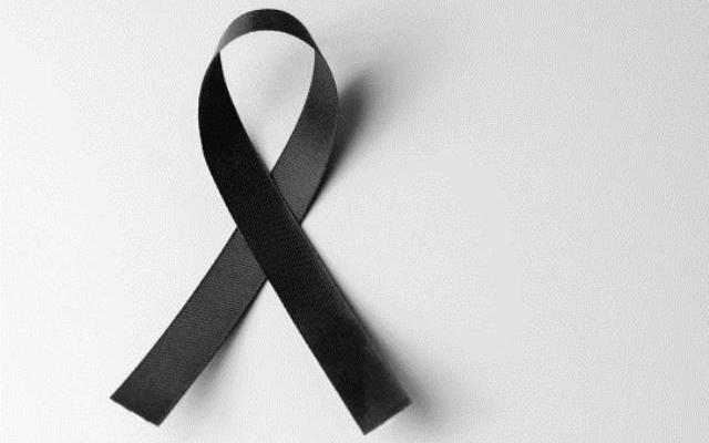 Трагедията се повтори! Известен певец почина по време на концерт