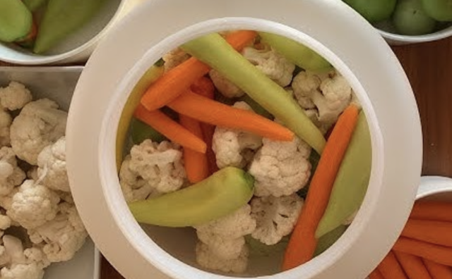 зеленчуци в бидон