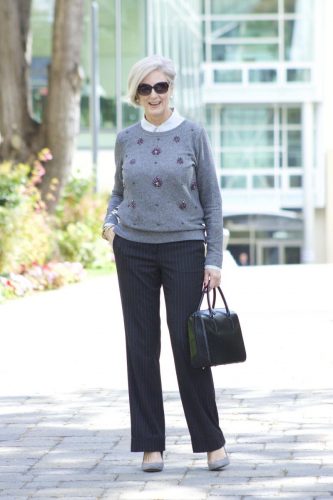 скучен сив панталон