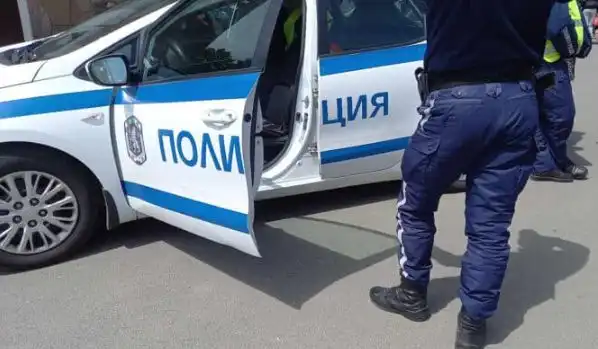 Ново зверство с полицай потресе България