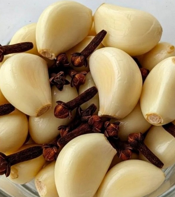 552849034 803671785572303 656557