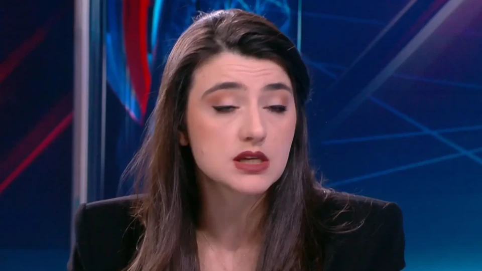 Тайната падна! Ето защо Лена отсвири ПП