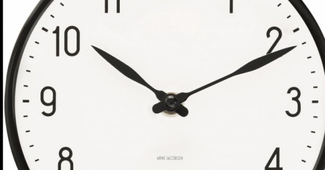 Идва зимното часово време – кога местим стрелките на часовника