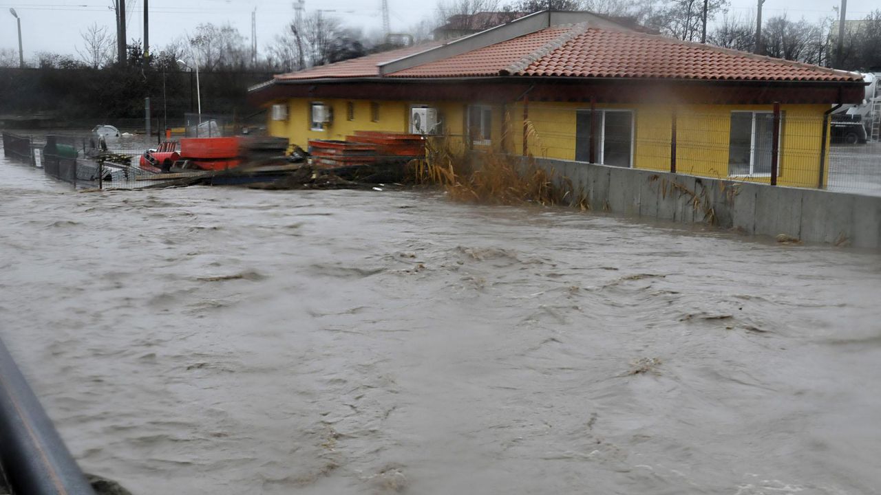 Извънредно! Янтра преля