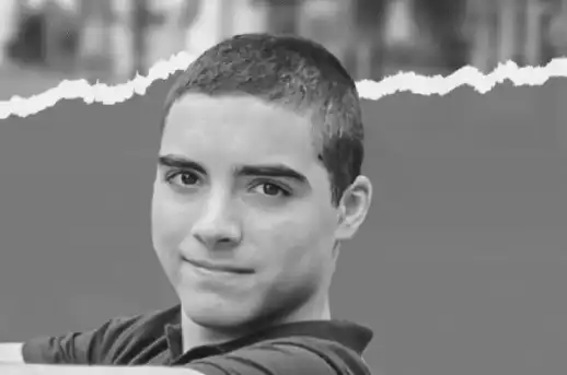 Скандално! Ето какво прави убиецът на малкия Филип с родителите му