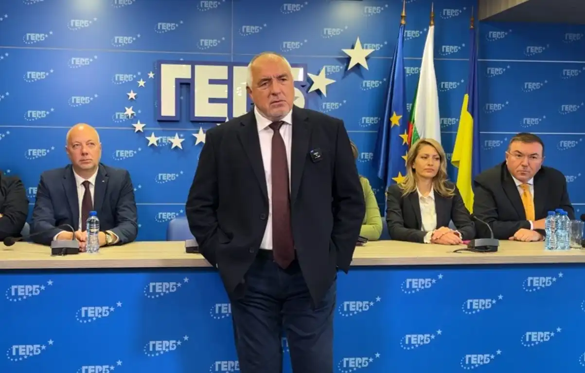 Борисов с люта закана, в НС настава време разделно