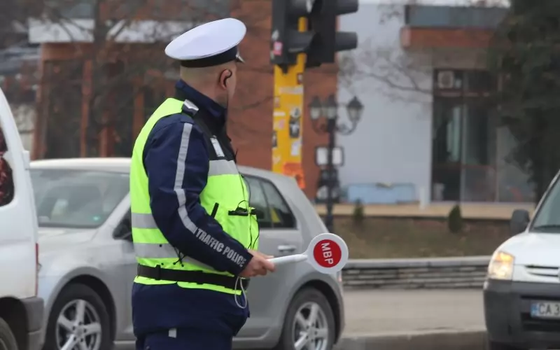 Автоматично получаваш двойна глоба от КАТ, ако нямаш..