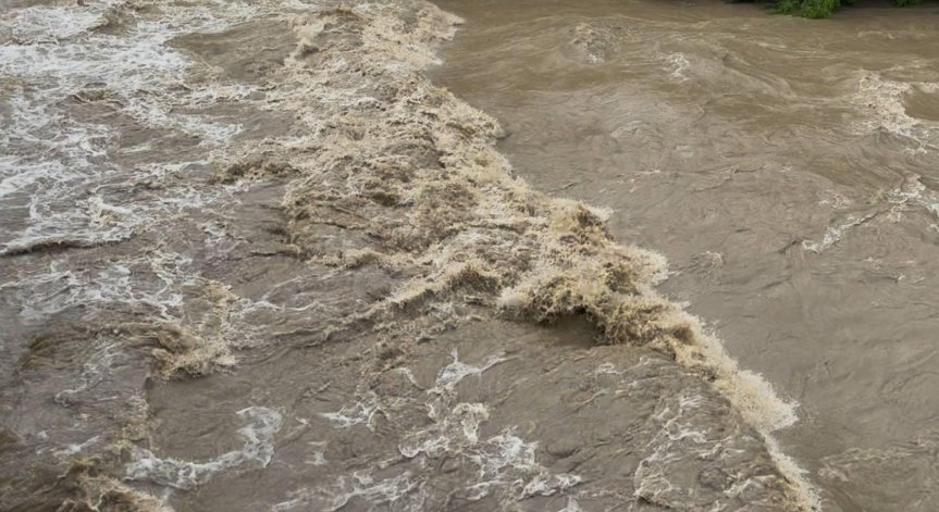 Извънредно! От последните минути: Река преля до Рилския манастир