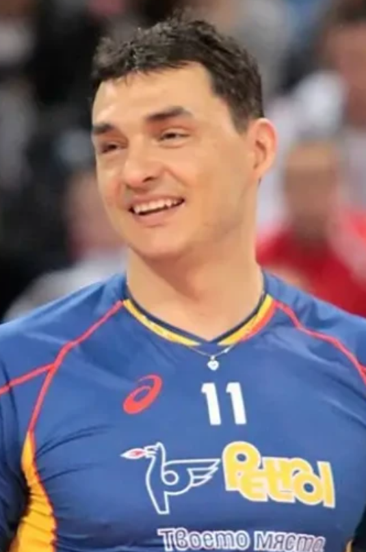 Издигат Владимир Николов за президент на страната?