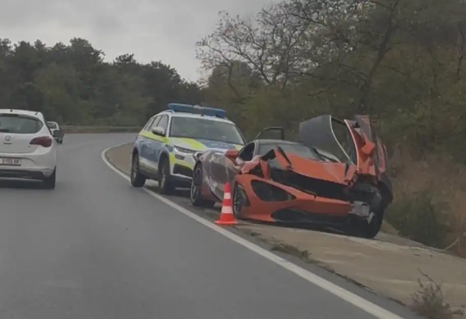 Тежка катастрофа с Макларъна на „Величие“ Видео