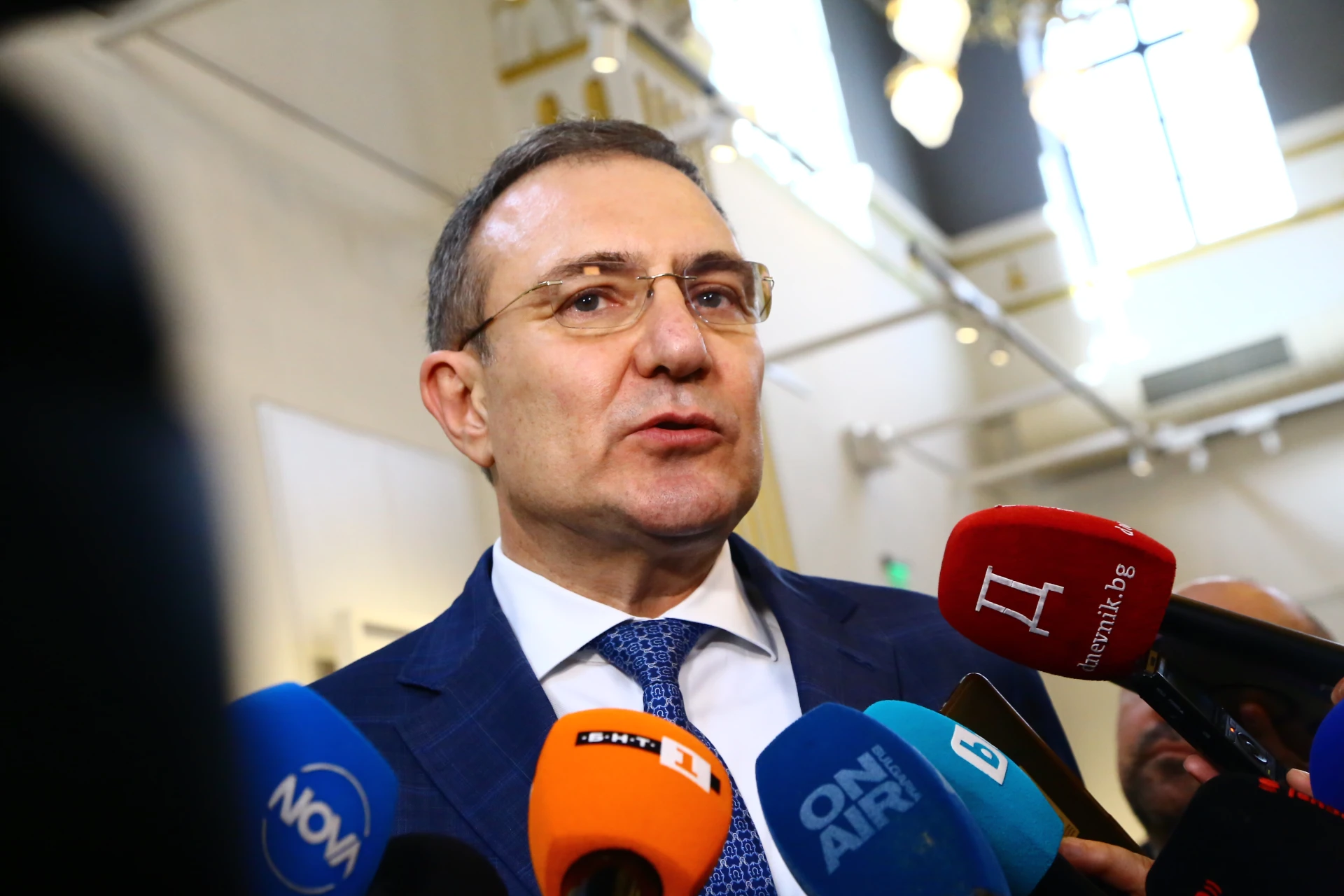 Гуцанов: Подписал съм размерът на минималната работна заплата да бъде…